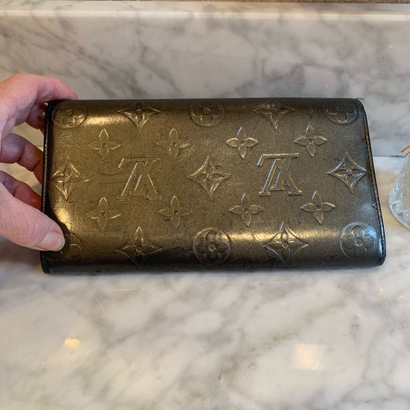 Louis Vuitton Dark Monogram Wallet - Picture 11 of 16
